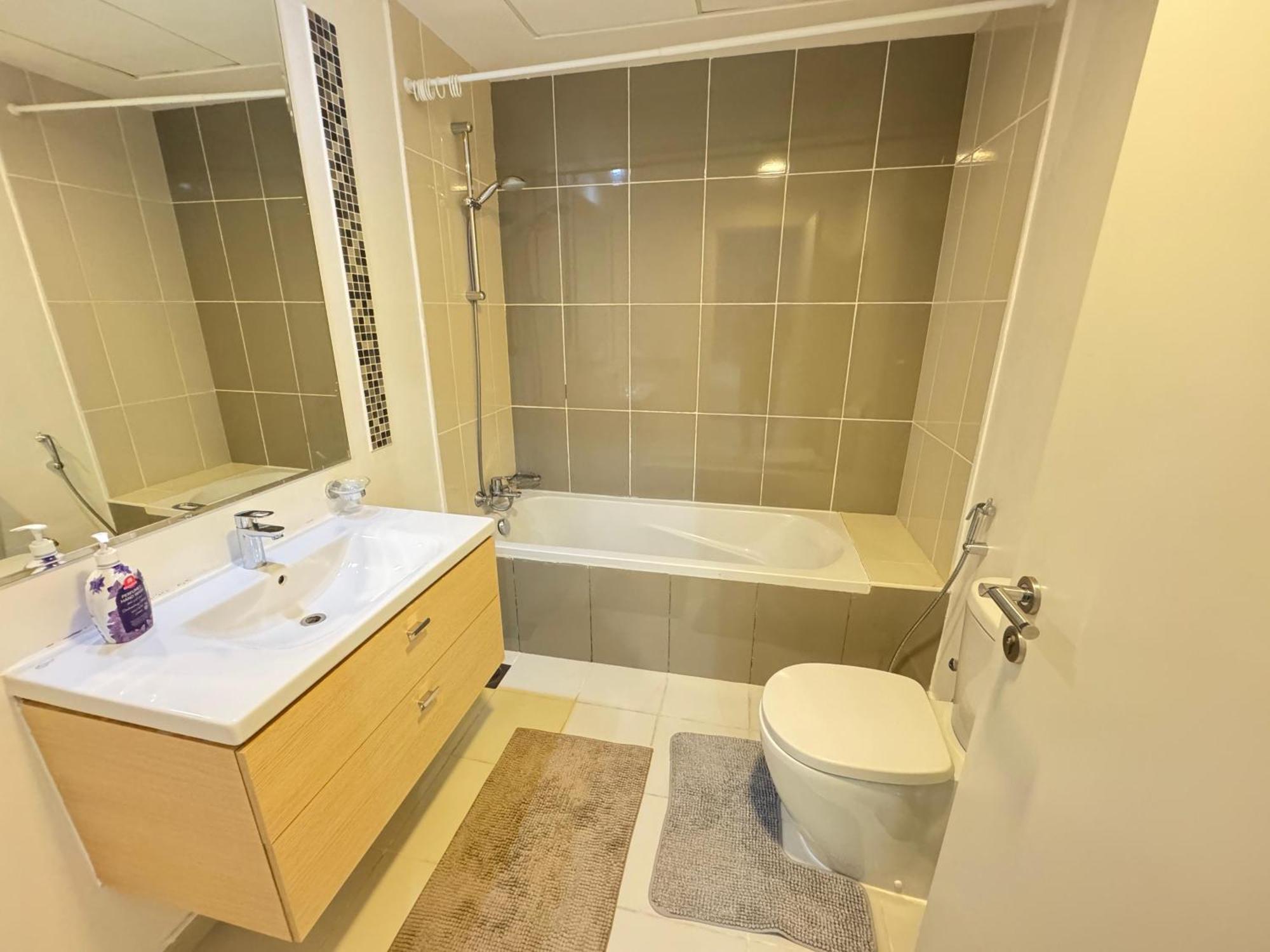 Apartment Damac Hills Luxurious Dubai